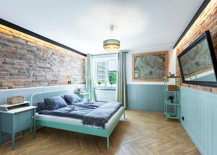 Pilsudskiego 84a - 300 Metrow Od Dworca Pkp