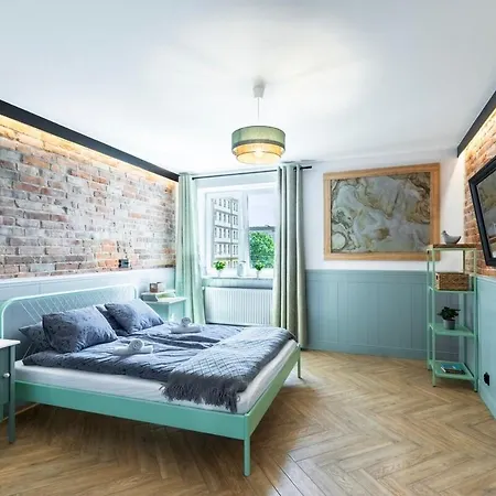 Pilsudskiego 84a - 300 Metrow Od Dworca Pkp