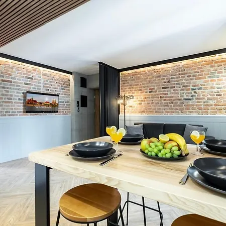 Pilsudskiego 84a - 300 Metrow Od Dworca Pkp * فروتسواف