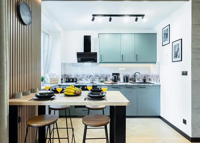 Piłsudskiego 84a - 300 Metrów Od Dworca Pkp Wrocław